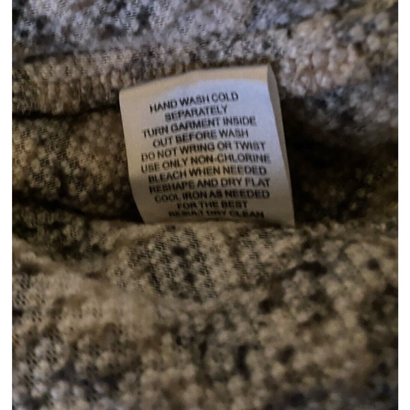 HIppie Rose Teddy Bear Sweater Womens Size Small Animal Print Pullover Fleece - Picture 7 of 11